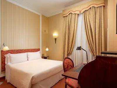 Canada, Bw Premier Collection Hotel Roma